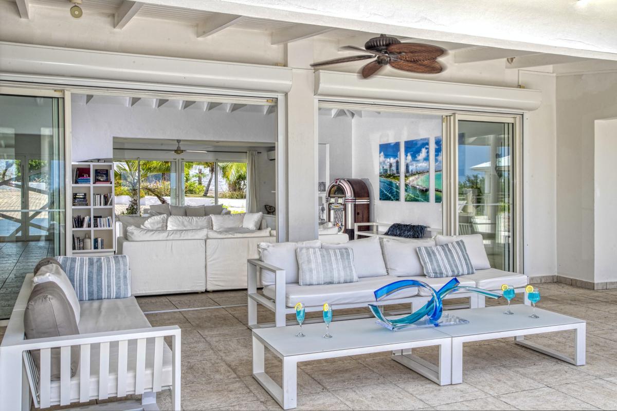 13.Location villa Encore aux Terrres Basses Saint Martin_Terrasse